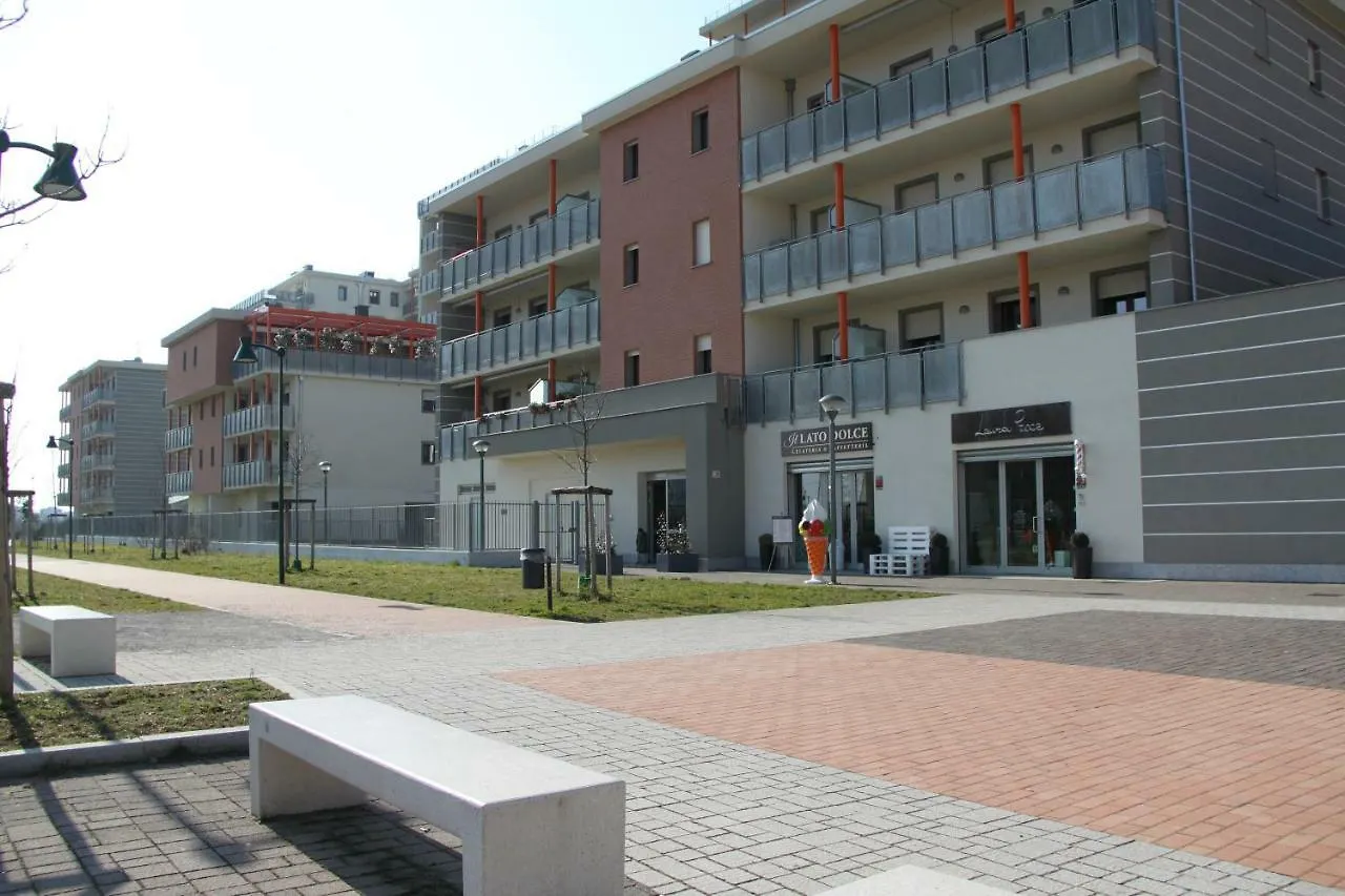Luxory Suites Sesto San Giovanni 0*,  Italia